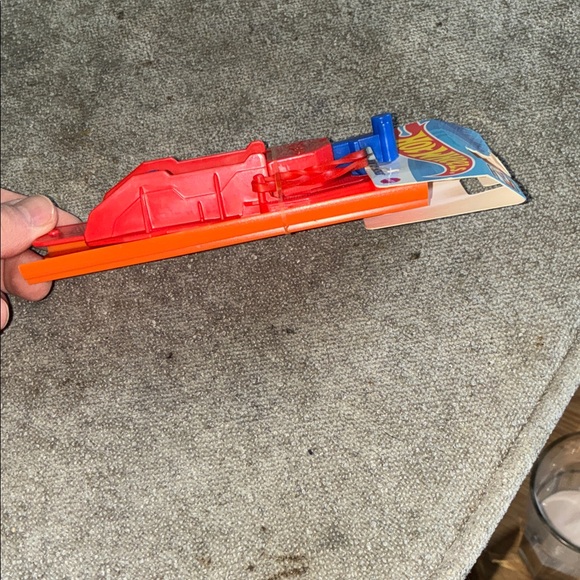 Red and Blue Launcher Toy - Picture 5 of 5